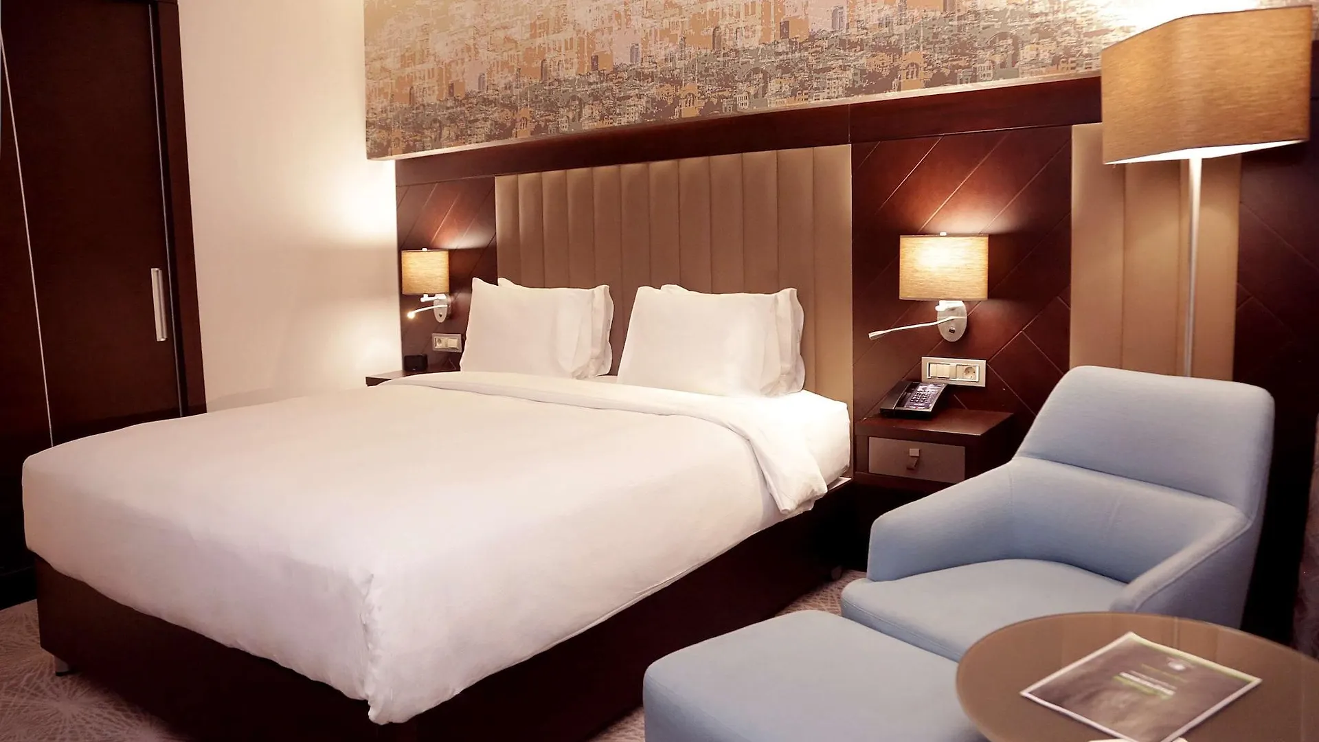 فندق Doubletree By Hilton Istanbul Umraniye 5*,