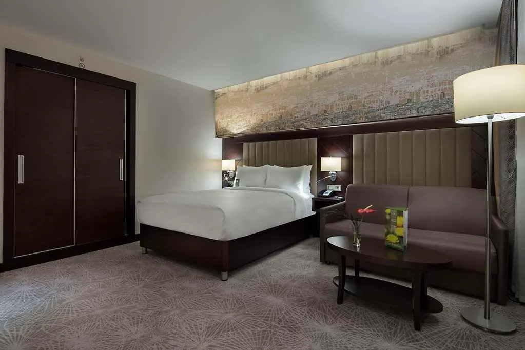 מלון Doubletree By Hilton Istanbul Umraniye