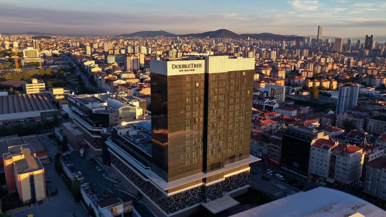 מלון Doubletree By Hilton Istanbul Umraniye טורקיה
