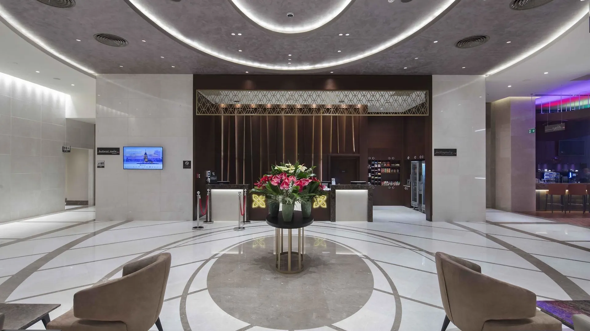 מלון Doubletree By Hilton Istanbul Umraniye