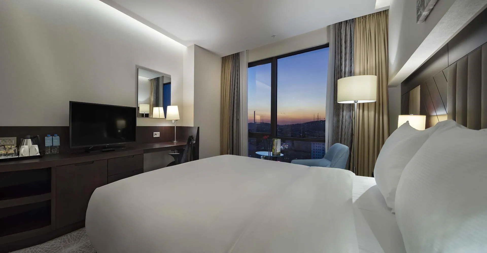 מלון Doubletree By Hilton Istanbul Umraniye 5*,  טורקיה