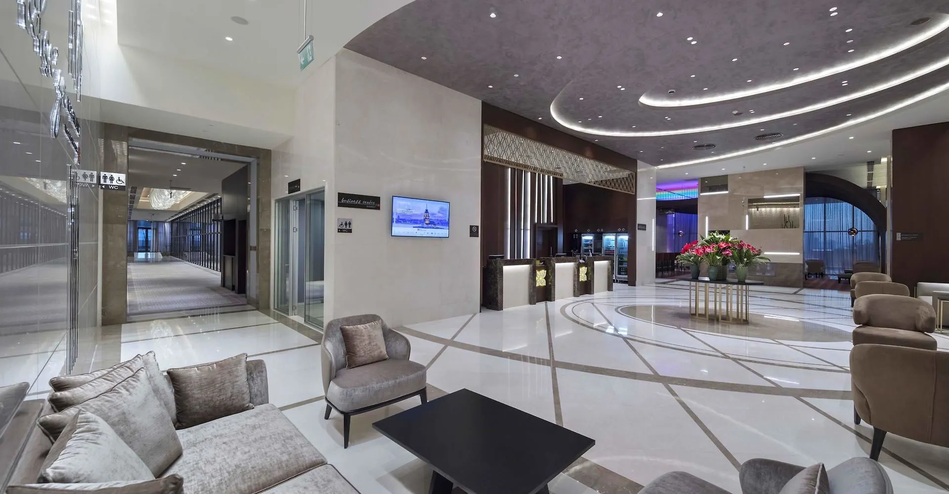 מלון Doubletree By Hilton Istanbul Umraniye 5*,