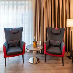 Plaza Premium Center La Haye