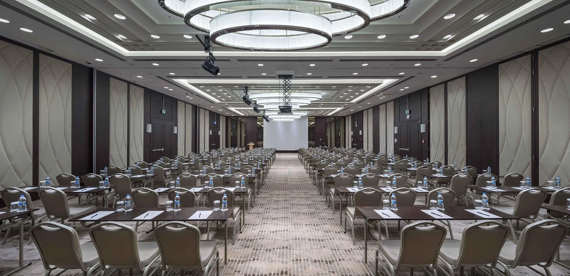 Doubletree By Hilton Istanbul Umraniye Hotel