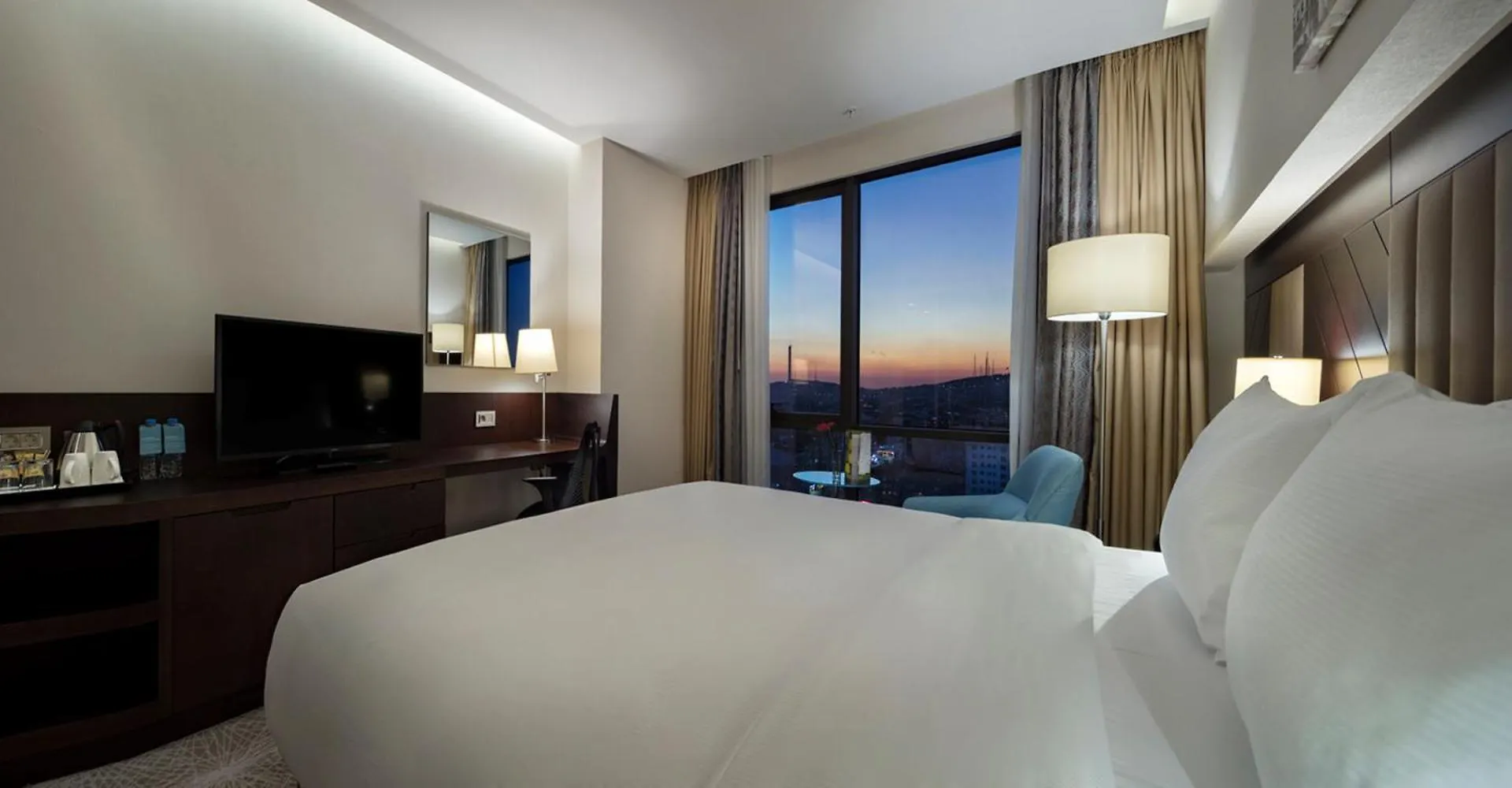 *****  Отель Doubletree By Hilton Istanbul Umraniye Турция