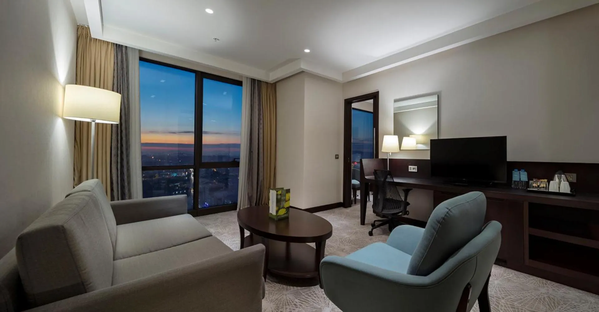 Отель Doubletree By Hilton Istanbul Umraniye