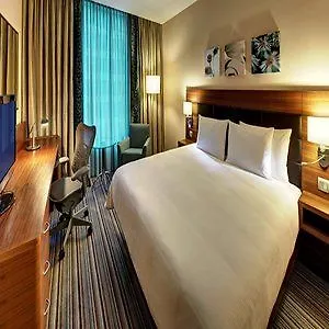Отель Doubletree By Hilton Istanbul Umraniye