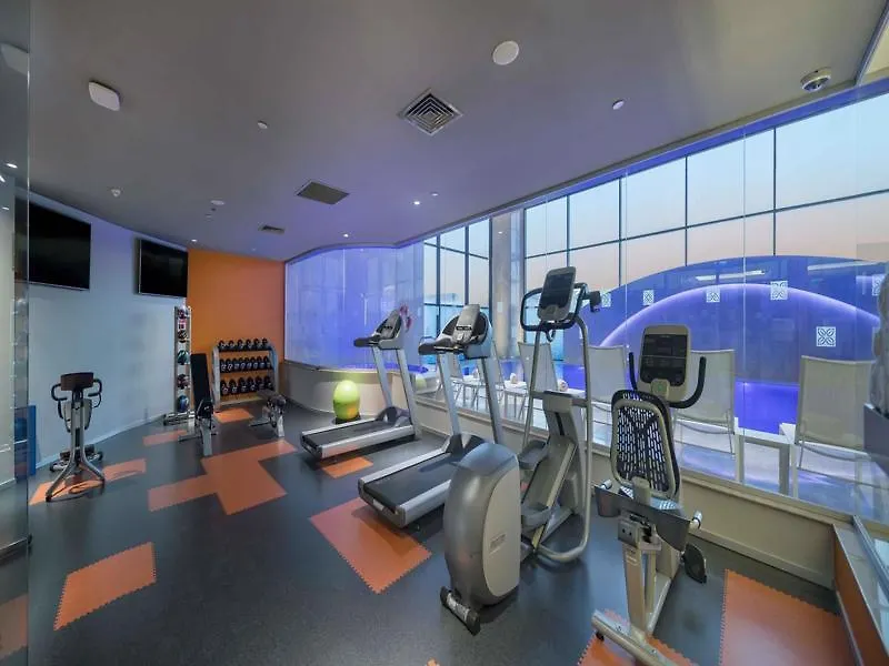 Отель Doubletree By Hilton Istanbul Umraniye